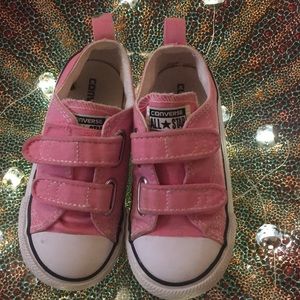 Pink converse